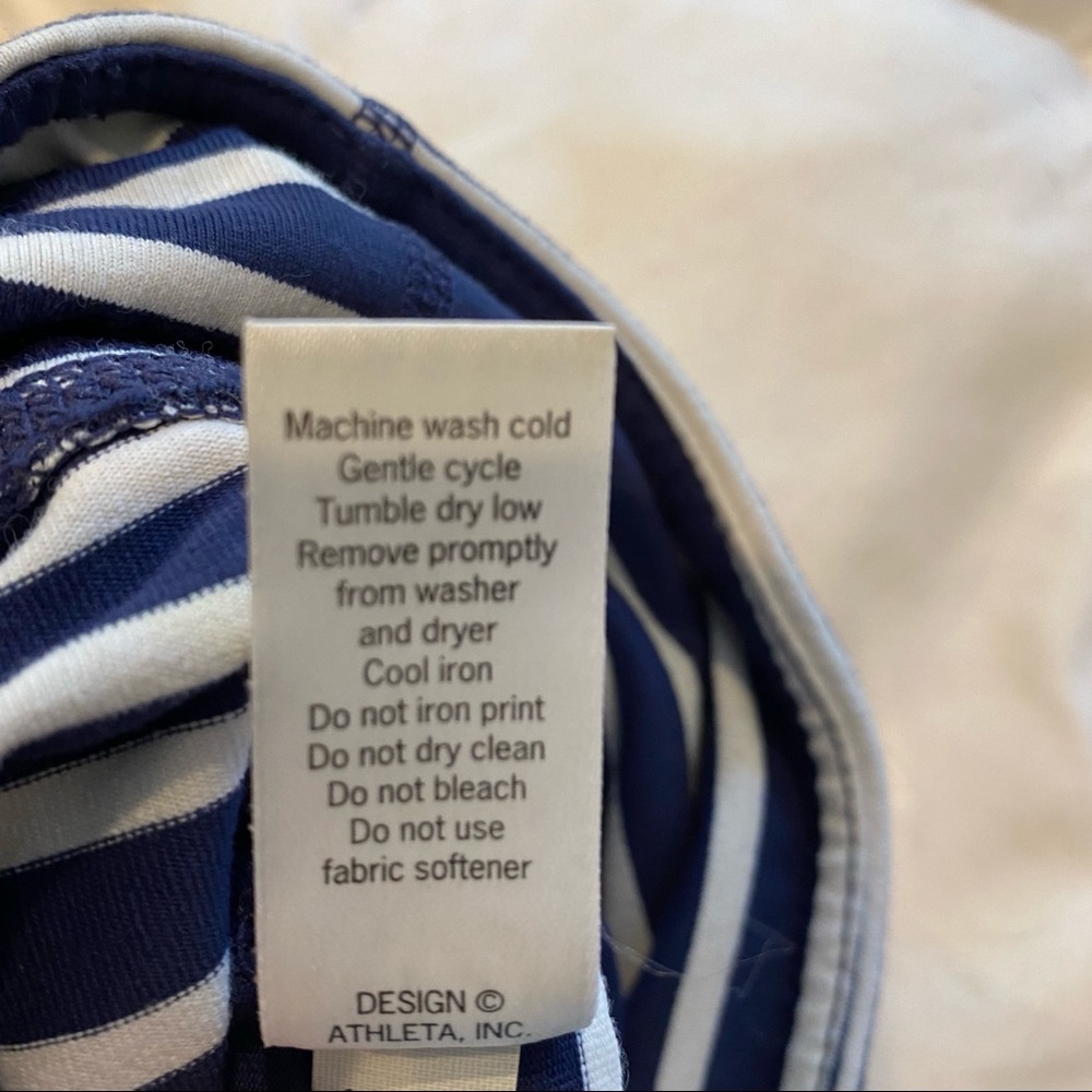 Athleta‎ Stripes Chaturanga Capri size S - Picture 6 of 6